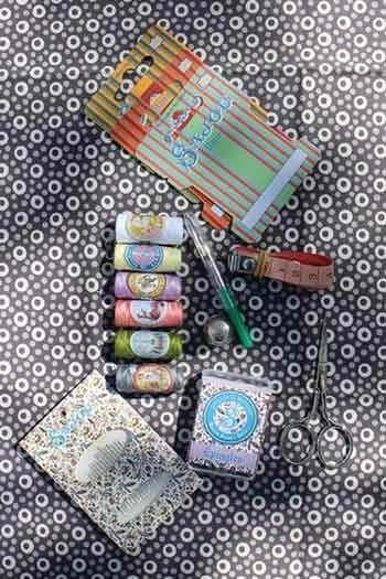 Boîte à Couture Complète Coquecigrues 5 Boîte à Couture Complète Coquecigrues – Image 5