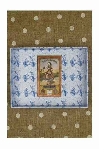 Boîte à Couture Vide Jeune Fille Et Son Chat 4 Boîte à Couture Vide Jeune Fille Et Son Chat – Image 4