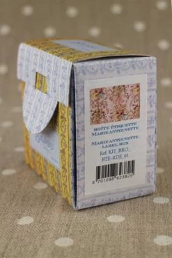 Boîte Couvercle à Broder Marie Antoinette -artisanat Soldes Magasin boite couvercle a broder marie antoinette 2