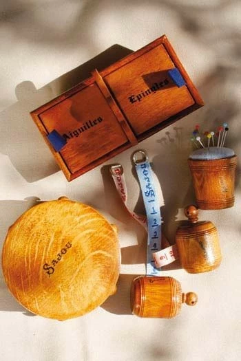 Casier En Bois Collection De Dés à Coudre 8 Casier En Bois Collection De Dés à Coudre – Image 8