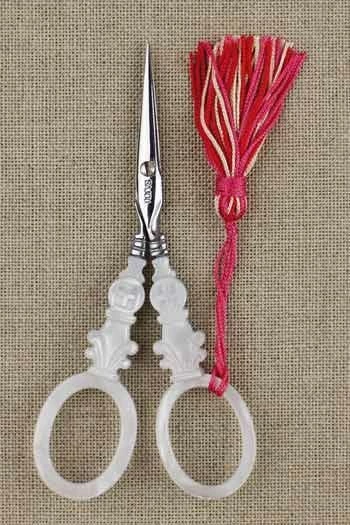Ciseaux Broderie Nacre Croix Nécessaire Jouy Rouge 2 Ciseaux Broderie Nacre Croix Nécessaire Jouy Rouge – Image 2