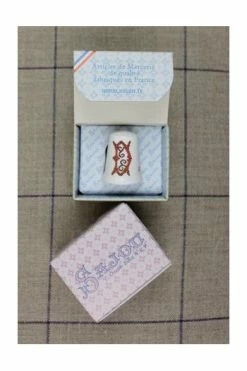 Dé De Porcelaine Blanche Lettre D -artisanat Soldes Magasin de de porcelaine blanche lettre d 3