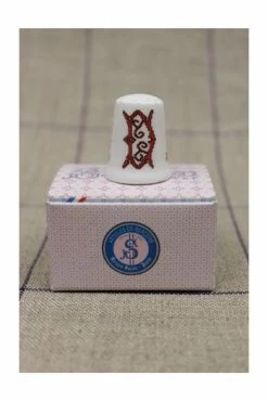 Dé De Porcelaine Blanche Lettre D -artisanat Soldes Magasin de de porcelaine blanche lettre d 5