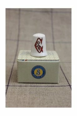 Dé De Porcelaine Blanche Lettre G -artisanat Soldes Magasin de de porcelaine blanche lettre g 4