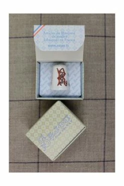 Dé De Porcelaine Blanche Lettre R -artisanat Soldes Magasin de de porcelaine blanche lettre r 3