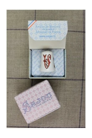 Dé De Porcelaine Blanche Lettre U 4 Dé De Porcelaine Blanche Lettre U – Image 4