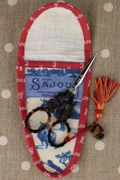 Etui Porte-ciseaux Toile De Jouy Bleue-bordeaux - M -artisanat Soldes Magasin etui porte ciseaux toile de jouy bleue bordeaux m 2