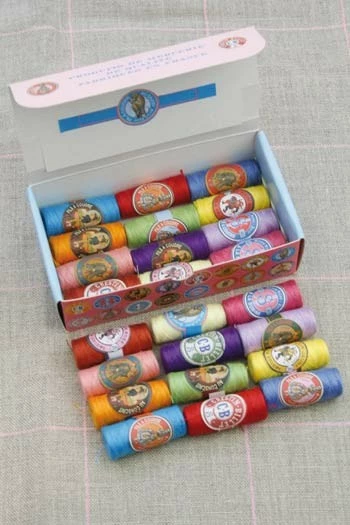 Fil Polyester 24 Cocons Assortiment Moderne 3 Fil Polyester 24 Cocons Assortiment Moderne – Image 3