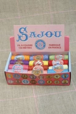 Fil Polyester 24 Cocons Assortiment Moderne 12 Fil Polyester 24 Cocons Assortiment Moderne -artisanat Soldes Magasin fil polyester 24 cocons assortiment moderne 5