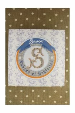 Grande Boîte Ouvrage Rubans Et Dentelles 7 Grande Boîte Ouvrage Rubans Et Dentelles -artisanat Soldes Magasin grande boite ouvrage rubans et dentelles 1