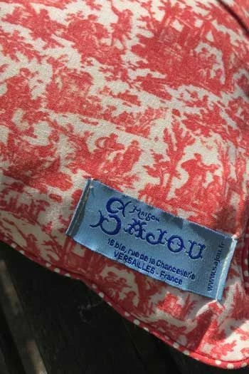 Housse Coussin 40 X 40cm Toile De Jouy Miniature Bleue 4 Housse Coussin 40 X 40cm Toile De Jouy Miniature Bleue – Image 4