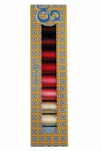 Huit Bobines Fil De Soie Rose Shocking Boîte Cadeau 1 Huit Bobines Fil De Soie Rose Shocking Boîte Cadeau