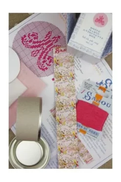Kit Point De Croix Boîte Initiales Marie-Antoinette -artisanat Soldes Magasin kit point de croix boite initiales marie antoinette 2