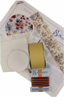 Kit Point De Croix Boîte Ronde Fleurs Orientales 6 Kit Point De Croix Boîte Ronde Fleurs Orientales -artisanat Soldes Magasin kit point de croix boite ronde fleurs orientales 2