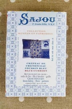Kit Point De Croix Coussin Chenonceau Bleu 10 Kit Point De Croix Coussin Chenonceau Bleu -artisanat Soldes Magasin kit point de croix coussin chenonceau bleu 3