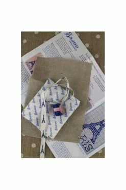 Kit Point De Croix étui Tour Eiffel Bleue 10 Kit Point De Croix étui Tour Eiffel Bleue -artisanat Soldes Magasin kit point de croix etui tour eiffel bleue 2