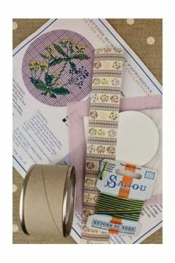 Kit Point De Croix Fleur Boîte Garance 6 Kit Point De Croix Fleur Boîte Garance -artisanat Soldes Magasin kit point de croix fleur boite garance 1