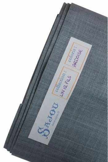 Lin Broderie 70x70 Cm Ardoise Chenonceau 3 Lin Broderie 70x70 Cm Ardoise Chenonceau – Image 3