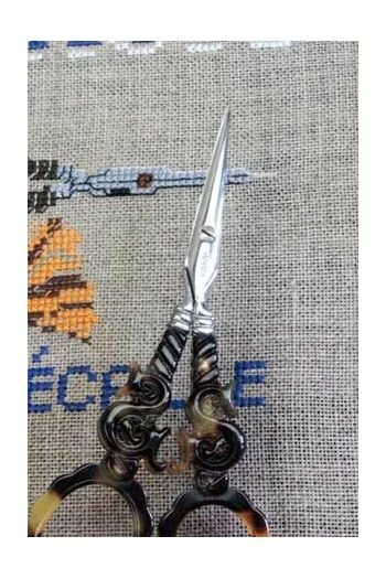 Paire De Ciseaux Broderie Façon écaille S 4 Paire De Ciseaux Broderie Façon écaille S – Image 4