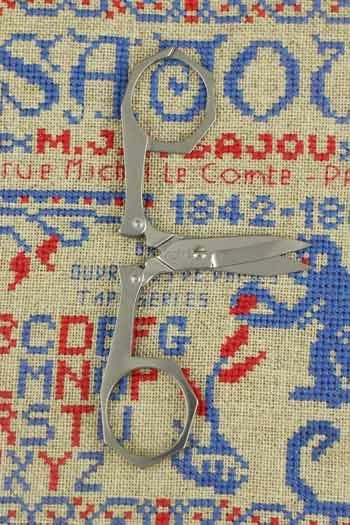 Paire De Ciseaux Broderie Pliante étui Bleu 3 Paire De Ciseaux Broderie Pliante étui Bleu – Image 3