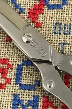 Paire De Ciseaux Broderie Pliante étui Havane -artisanat Soldes Magasin paire de ciseaux broderie pliante etui havane 2