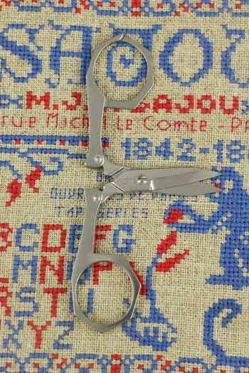 Paire De Ciseaux Broderie Pliante étui Noir 3 Paire De Ciseaux Broderie Pliante étui Noir – Image 3