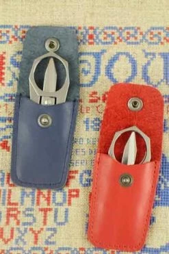 Paire De Ciseaux Broderie Pliante étui Rouge 10 Paire De Ciseaux Broderie Pliante étui Rouge -artisanat Soldes Magasin paire de ciseaux broderie pliante etui rouge 4