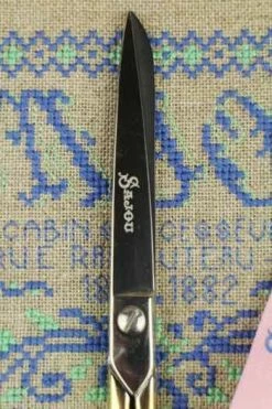 Paire De Ciseaux Couture Lingère Feuilles Aurifiée 6 Paire De Ciseaux Couture Lingère Feuilles Aurifiée -artisanat Soldes Magasin paire de ciseaux couture lingere feuilles aurifiee 1