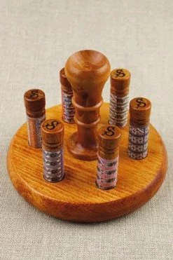 Petit Présentoir En Bois Six Porte-aiguilles -artisanat Soldes Magasin petit presentoir en bois six porte aiguilles 2