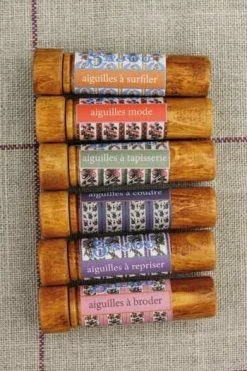 Petit Présentoir En Bois Six Porte-aiguilles -artisanat Soldes Magasin petit presentoir en bois six porte aiguilles 3