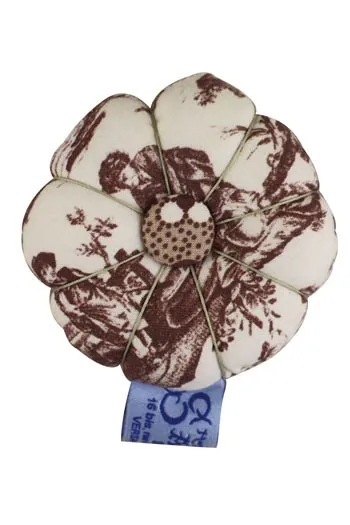 Pique-épingles En Tissu Toile De Jouy Marron 1 Pique-épingles En Tissu Toile De Jouy Marron