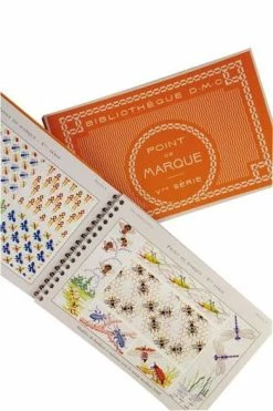Point De Marque Série 5 Bibliothèque DMC/Sajou