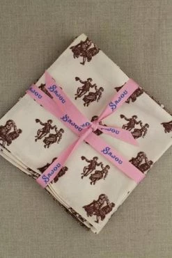 Quatre Serviettes Abreuvoir Marron 1 Et 2 10 Quatre Serviettes Abreuvoir Marron 1 Et 2 -artisanat Soldes Magasin quatre serviettes abreuvoir marron 1 et 2 3