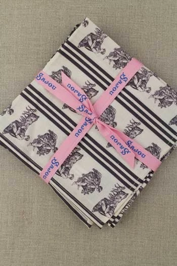 Quatre Serviettes Offrande Gris 1 Et 2 5 Quatre Serviettes Offrande Gris 1 Et 2 – Image 5