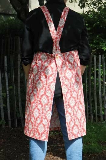 Tablier Japonais Tissu Damas Rouge 3 Tablier Japonais Tissu Damas Rouge – Image 3