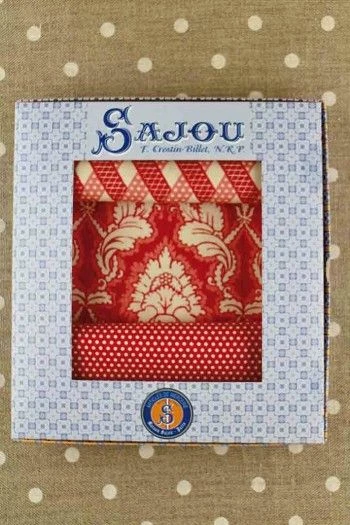 Tissus Coton Damas Rouge Et Fils Boîte Cadeau 5 Tissus Coton Damas Rouge Et Fils Boîte Cadeau – Image 5
