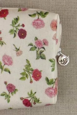 Trousse Couture Roses Joséphine -artisanat Soldes Magasin trousse couture roses josephine 3