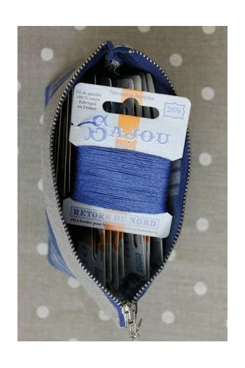 Trousse Lin Carreaux Naturel/bleu 5 Trousse Lin Carreaux Naturel/bleu – Image 5