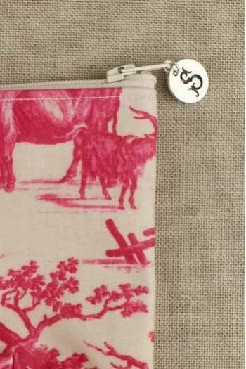 Trousse Toile Cirée Plaisirs Rose 4 Trousse Toile Cirée Plaisirs Rose – Image 4